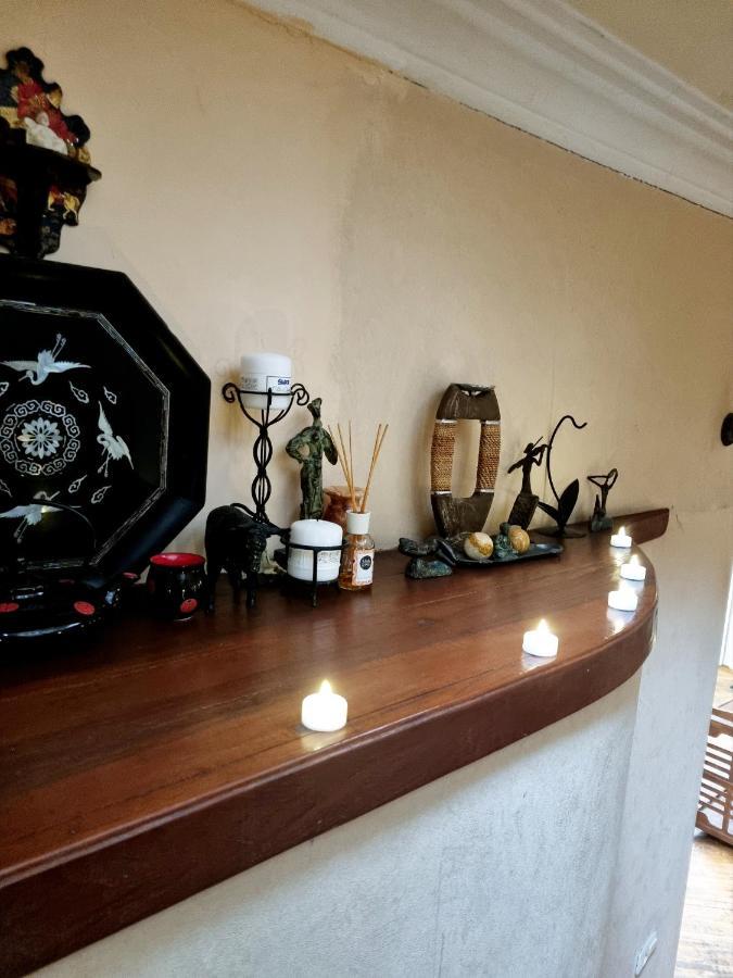 ホテル Polonia Tbilisi House エクステリア 写真