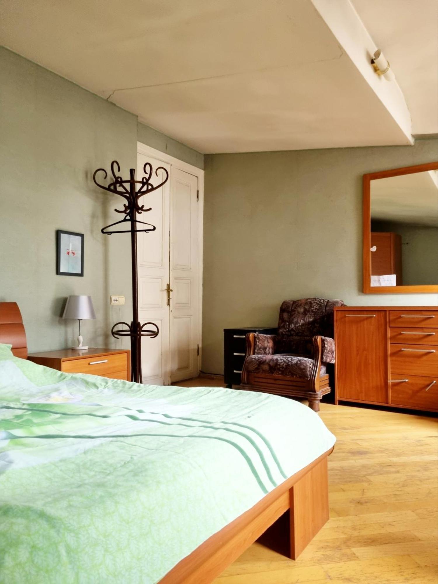 ホテル Polonia Tbilisi House エクステリア 写真