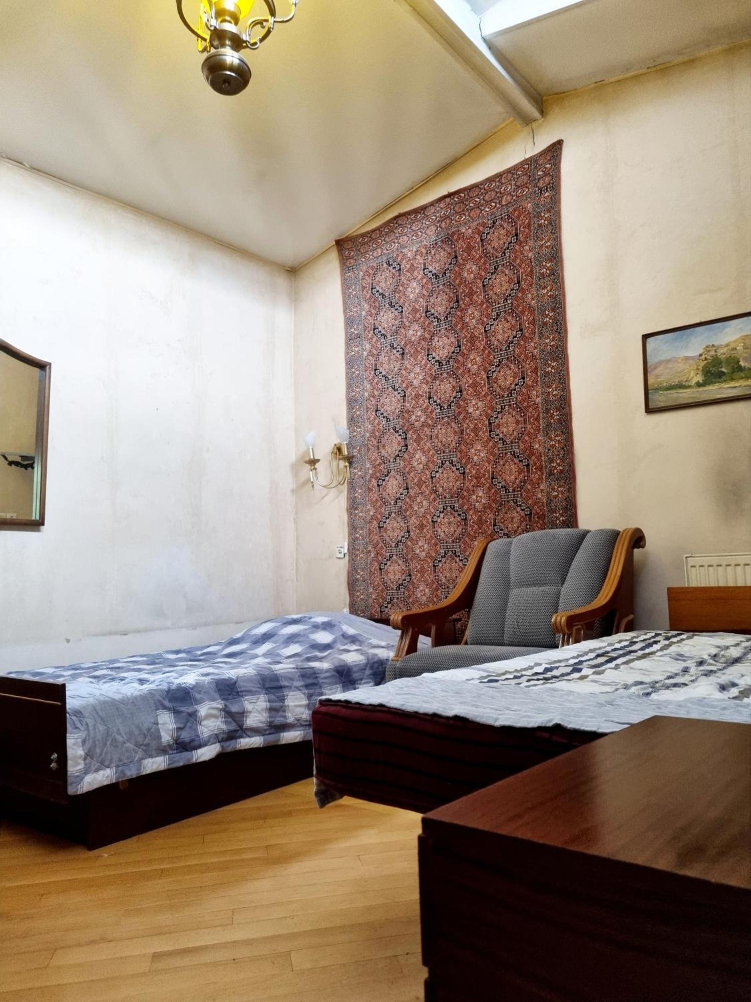 ホテル Polonia Tbilisi House エクステリア 写真
